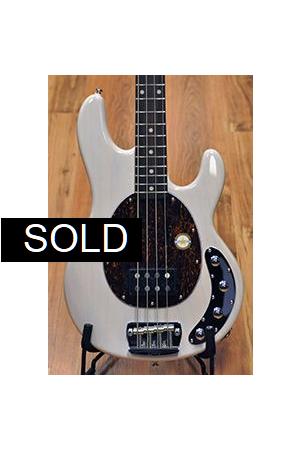 Musicman Sterling Ray 34 Limited Edition White Musicman Sterling Ray 34 Limited Edition White